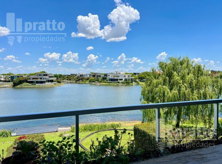 Departamento · 102m² · 3 Ambientes · 2 Cocheras