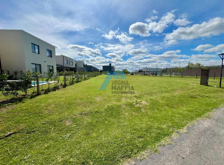 Terreno · 420m²