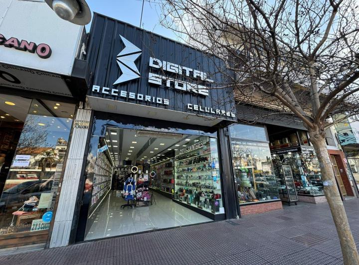 Local comercial · 120m² · 2 Ambientes