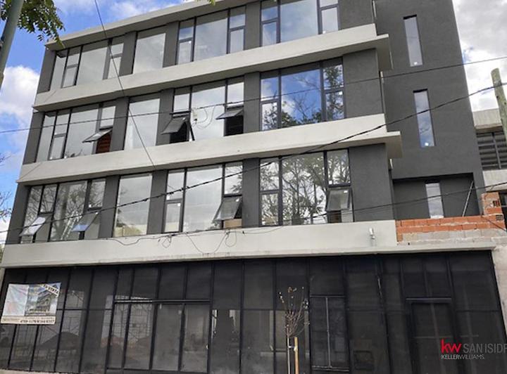 Oficina comercial · 85m² · 1 Ambiente · 1 Cochera