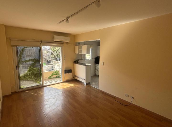 Departamento · 42m² · 2 Ambientes · 1 Cochera