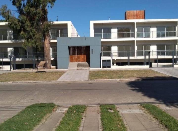 Departamento · 40m² · 2 Ambientes · 1 Cochera