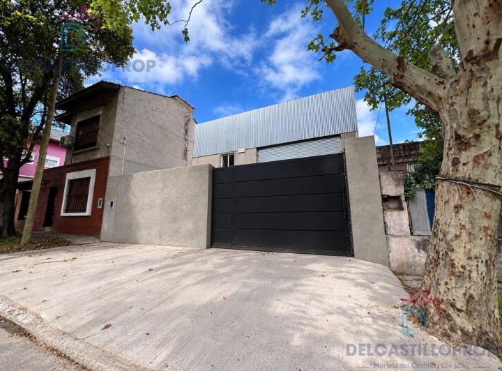Bodega-Galpón · 200m²