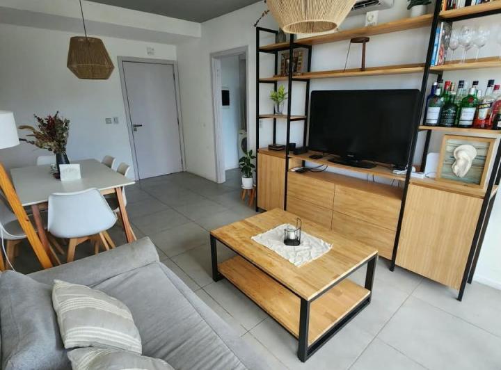 Departamento · 90m² · 4 Ambientes · 1 Cochera