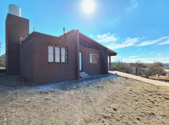 Casa · 85m² · 4 Ambientes · 1 Cochera