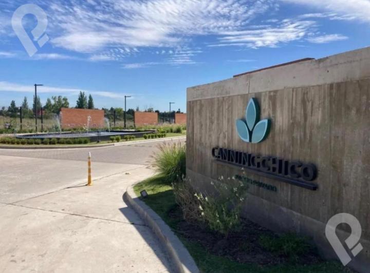 Terreno · 630m²