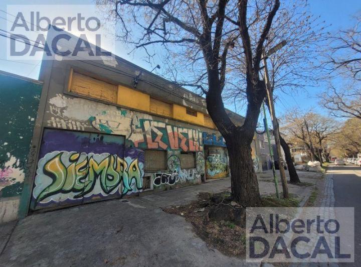 Terreno · 880m²