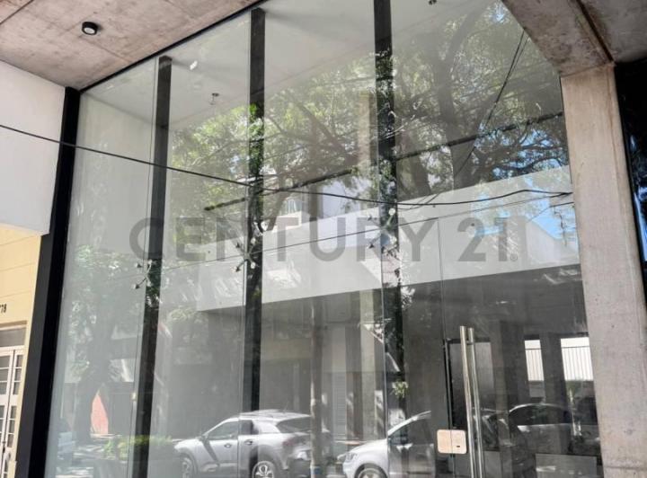 Local comercial · 120m² · 2 Ambientes