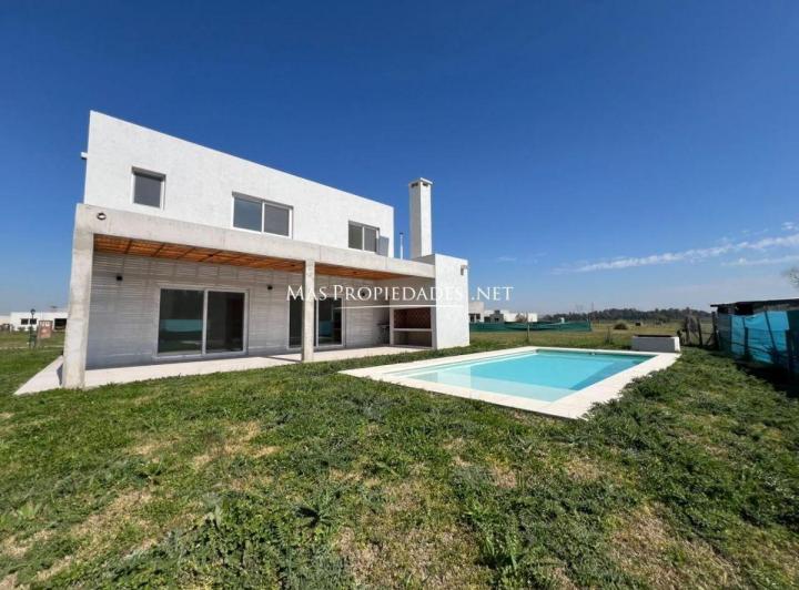 Casa · 190m² · 5 Ambientes · 1 Cochera