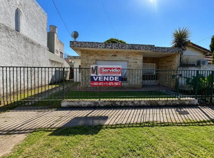 Casa · 90m² · 4 Ambientes · 2 Cocheras