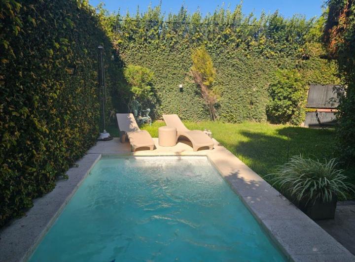 Casa · 120m² · 4 Ambientes · 2 Cocheras