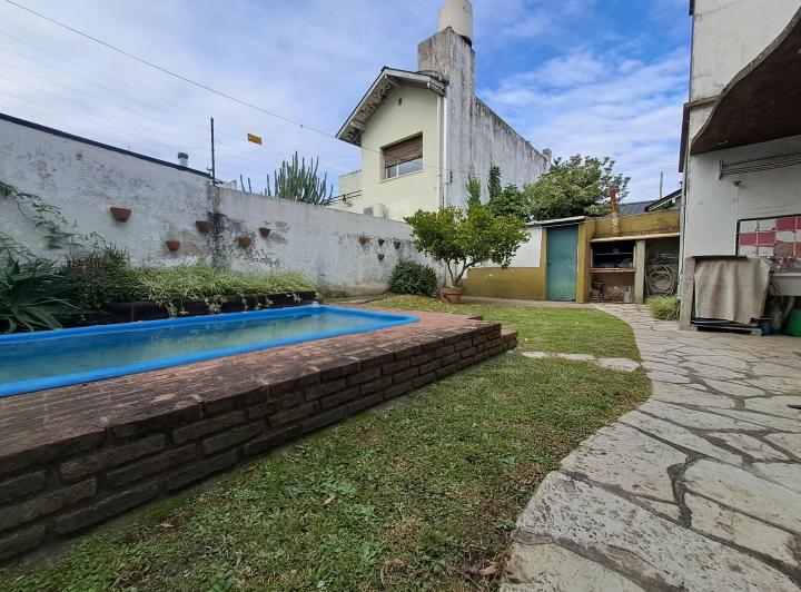 Casa · 99m² · 3 Ambientes · 1 Cochera