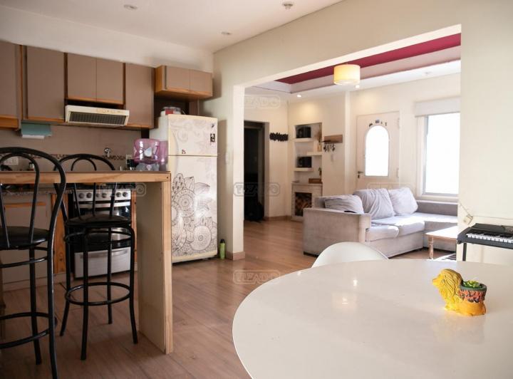 Casa · 82m² · 4 Ambientes · 1 Cochera