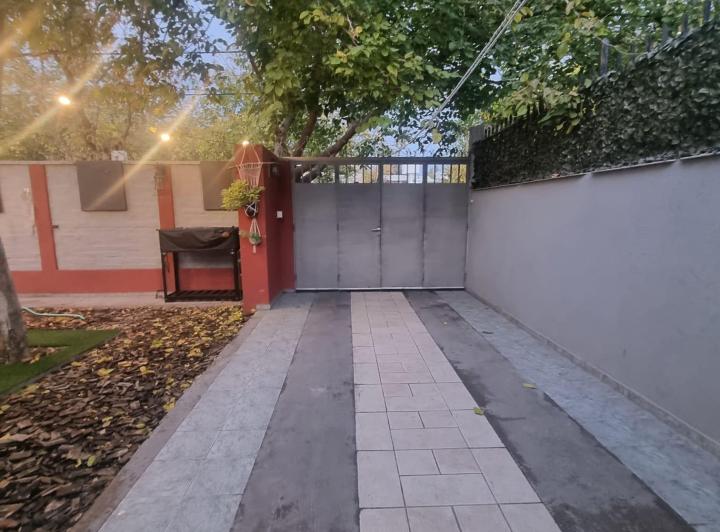 Casa · 102m² · 3 Dormitorios · 2 Cocheras