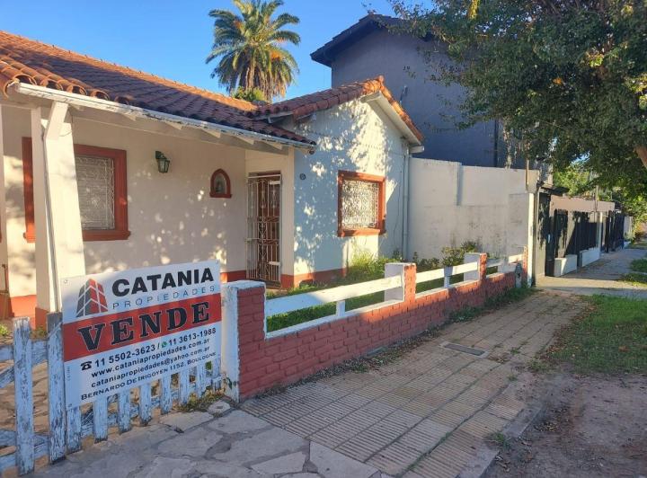 Casa · 385m² · 3 Ambientes