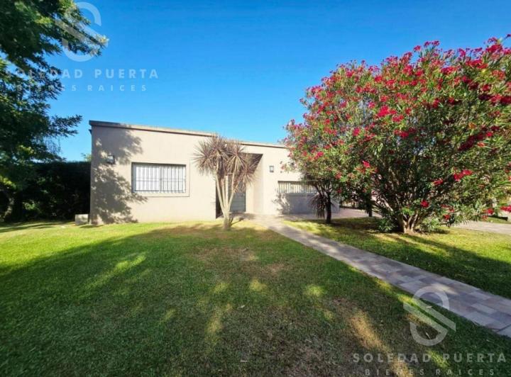 Casa · 146m² · 4 Ambientes · 2 Cocheras