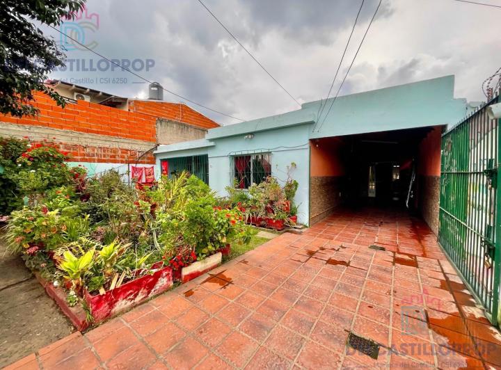 Casa · 150m² · 4 Ambientes · 3 Cocheras