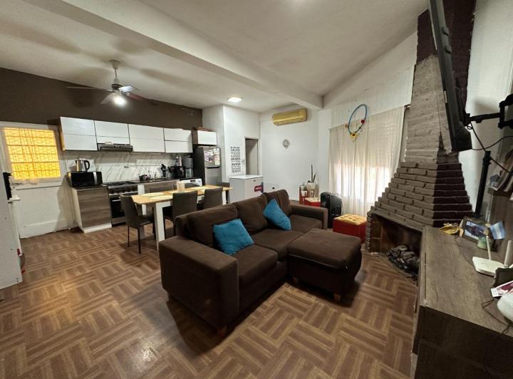 Casa · 65m² · 3 Ambientes · 2 Cocheras