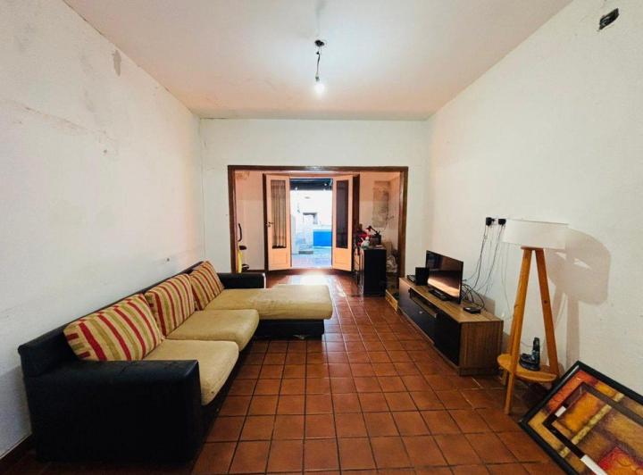 Casa · 160m² · 4 Ambientes · 1 Cochera