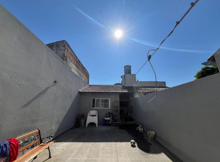 Casa · 88m² · 3 Ambientes · 2 Cocheras