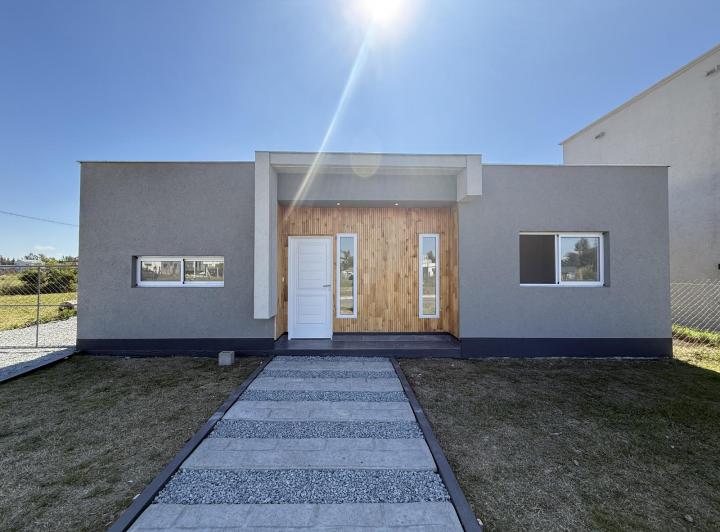 Casa · 70m² · 3 Ambientes · 1 Cochera