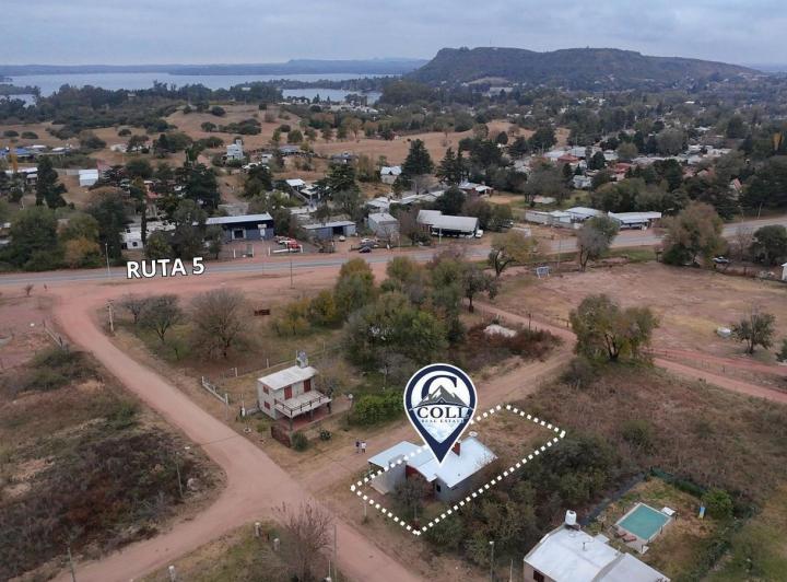 Casa · 360m² · 2 Dormitorios · 1 Cochera