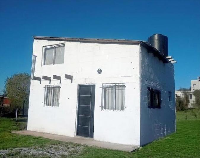 Casa · 42m² · 2 Ambientes · 2 Cocheras
