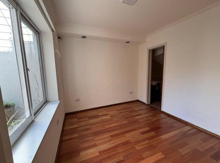 Casa · 92m² · 4 Ambientes · 1 Cochera