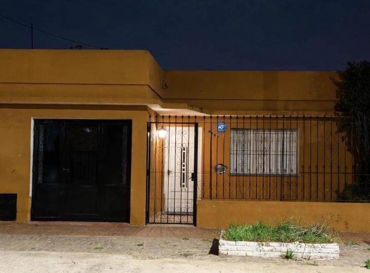 Casa · 154m² · 2 Dormitorios · 1 Cochera