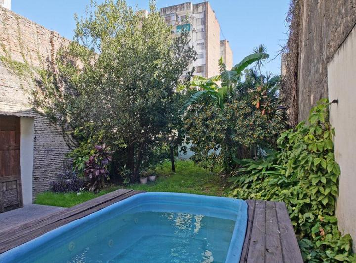 Casa · 82m² · 8 Ambientes