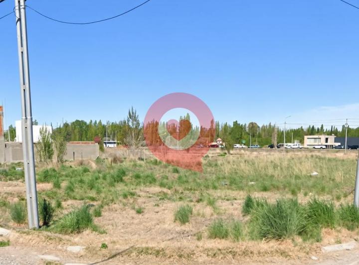 Terreno · 352m²