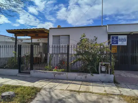 Casa en Venta en Luzuriaga, Maipú