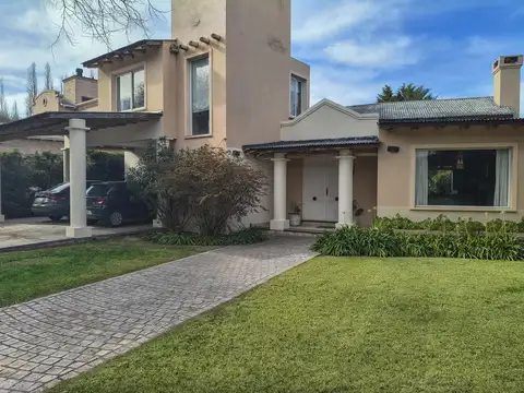 Casa en Venta en Chacras de Coria, Luján de Cuyo