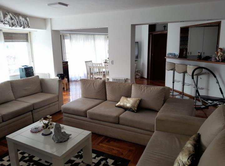 Departamento · 185m² · 9 Ambientes