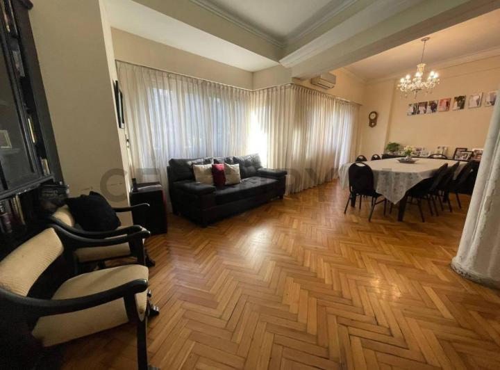 Departamento · 120m² · 5 Ambientes