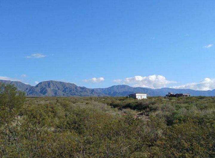 Terreno · 2100m²