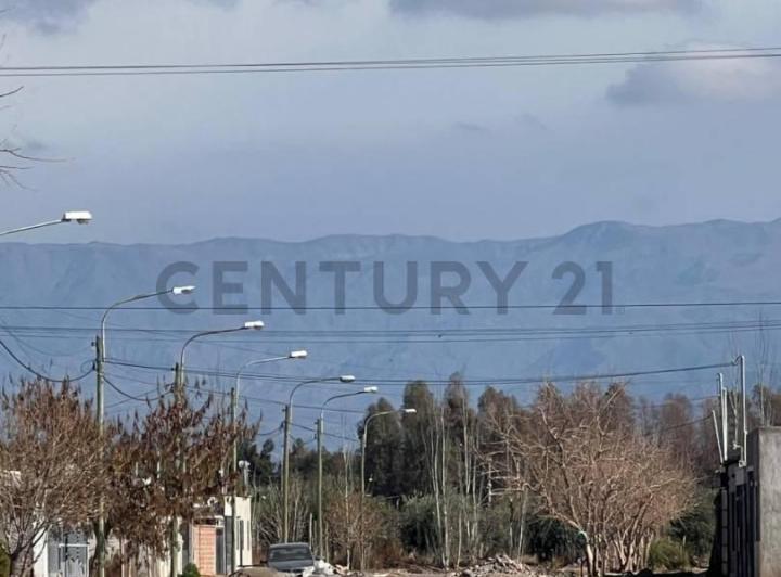 Terreno · 204m²