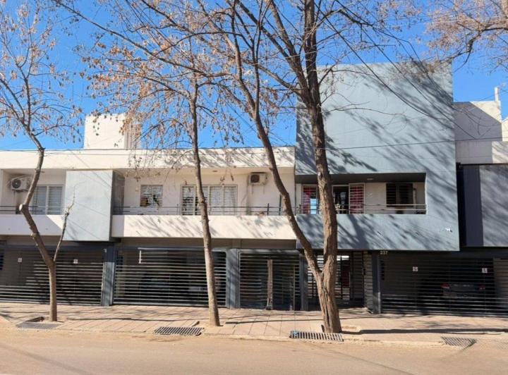Departamento · 94m² · 4 Ambientes · 1 Cochera
