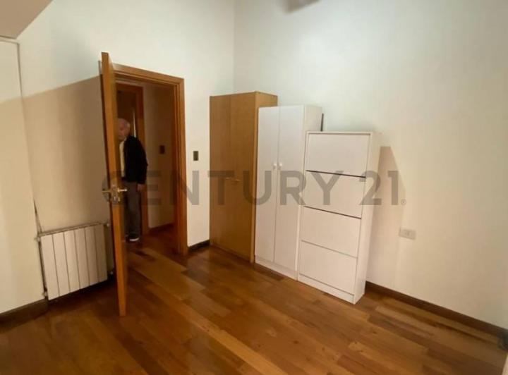 Casa · 364m² · 5 Ambientes · 3 Cocheras