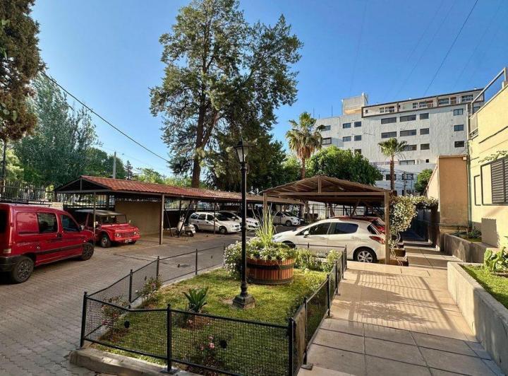 Departamento · 93m² · 6 Ambientes · 1 Cochera