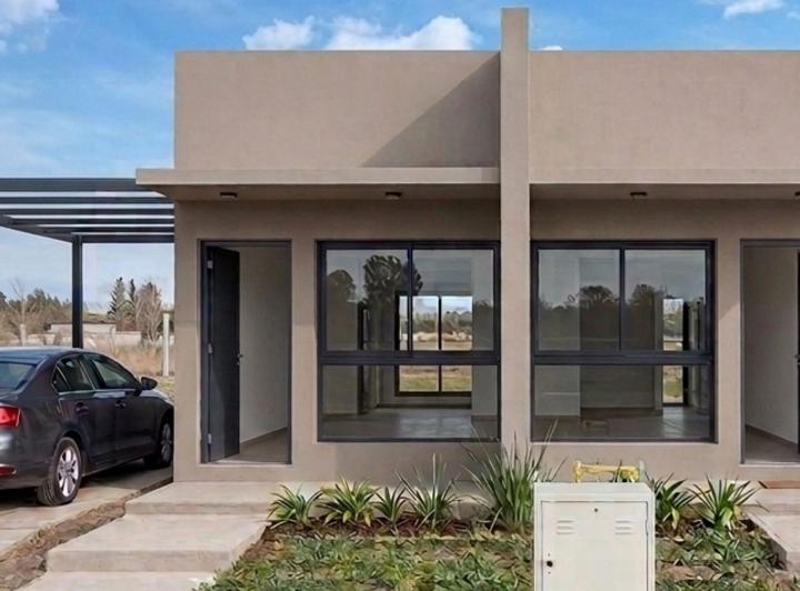 Casa · 90m² · 3 Ambientes · 1 Cochera