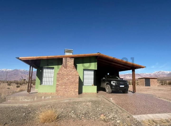 Casa · 140m² · 3 Dormitorios · 1 Cochera