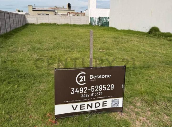 Terreno · 360m²