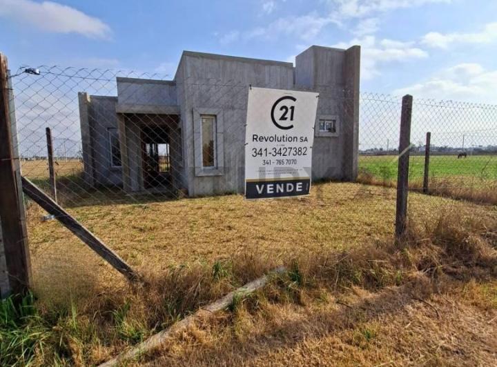 Terreno · 100m² · 2 Ambientes · 2 Cocheras