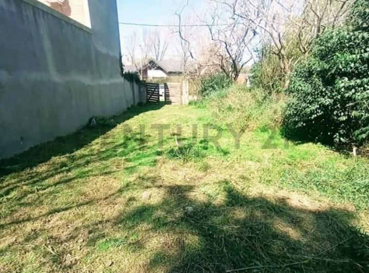 Terreno · 360m²