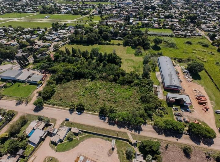 Terreno · 665m²