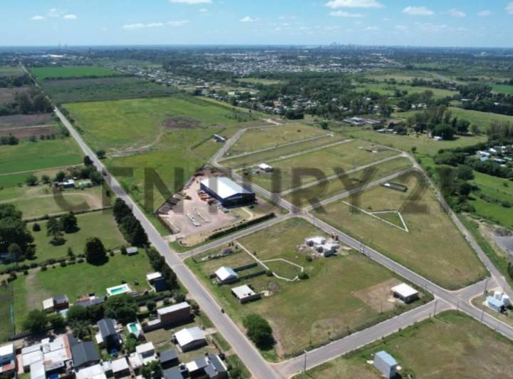 Terreno · 251m²