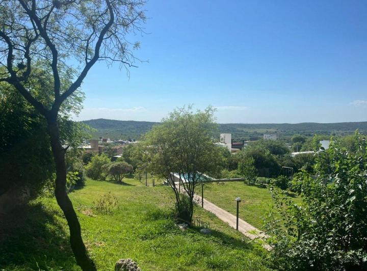 Terreno · 596m²