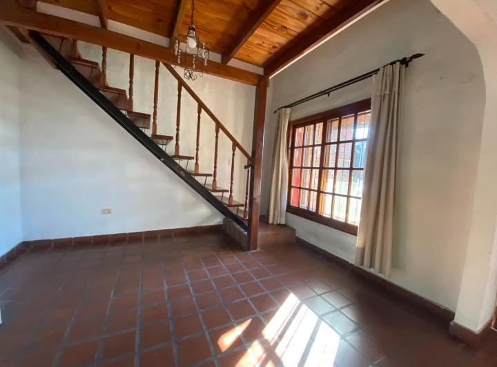 Casa · 120m² · 4 Ambientes · 2 Cocheras