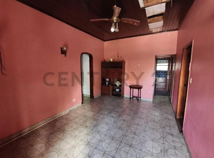 Casa · 84m² · 3 Ambientes · 1 Cochera